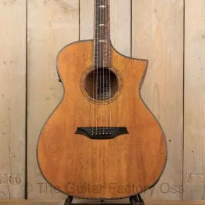 Bromo-Bat2mce-akoestische-gitaar