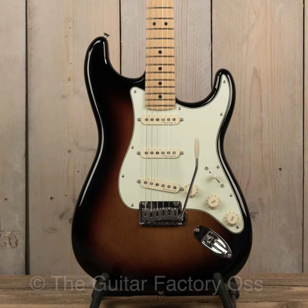 Fender Stratocaster Player Plus 2022