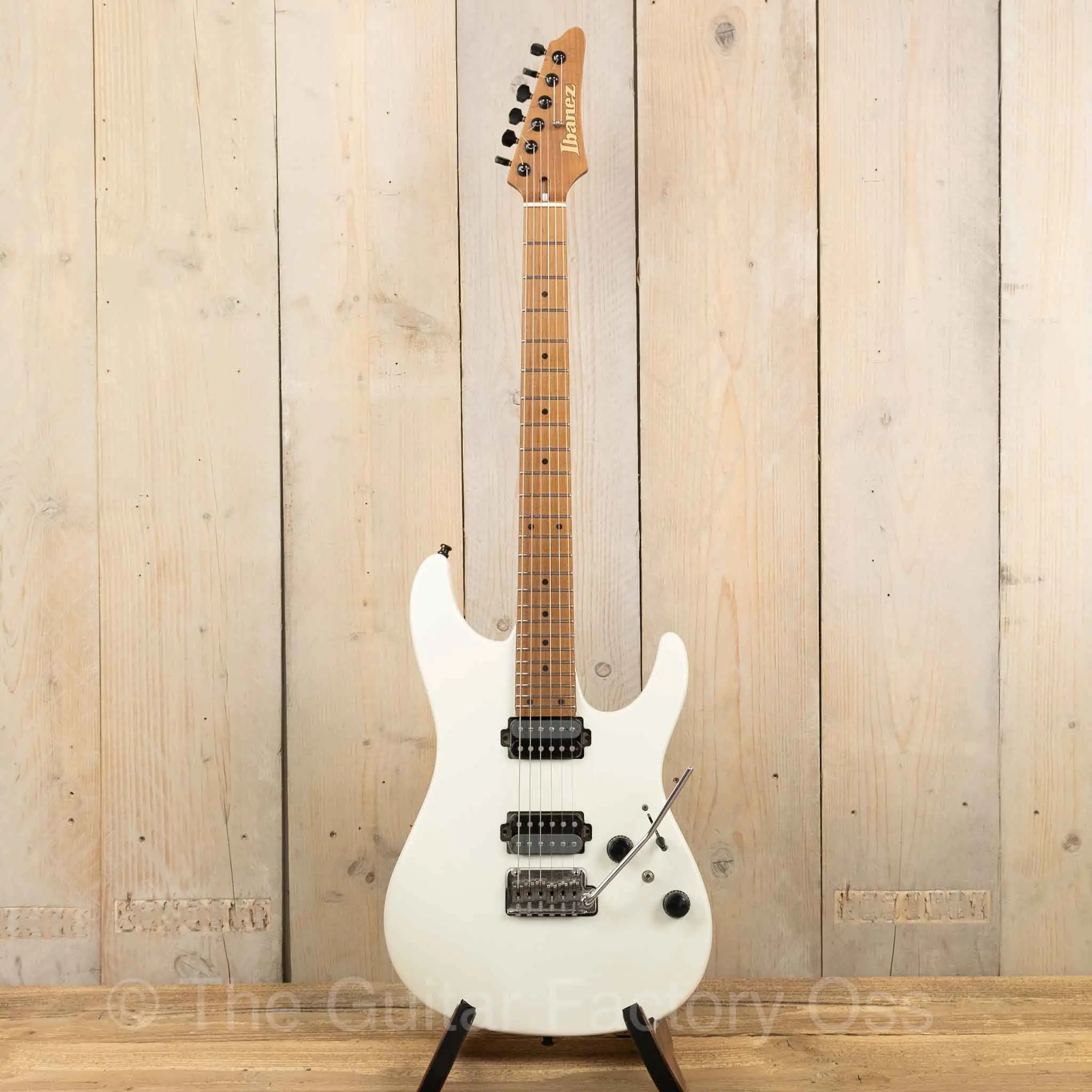 Ibanez Prestige AZ2402 White Flat pre-owned - Afbeelding 2
