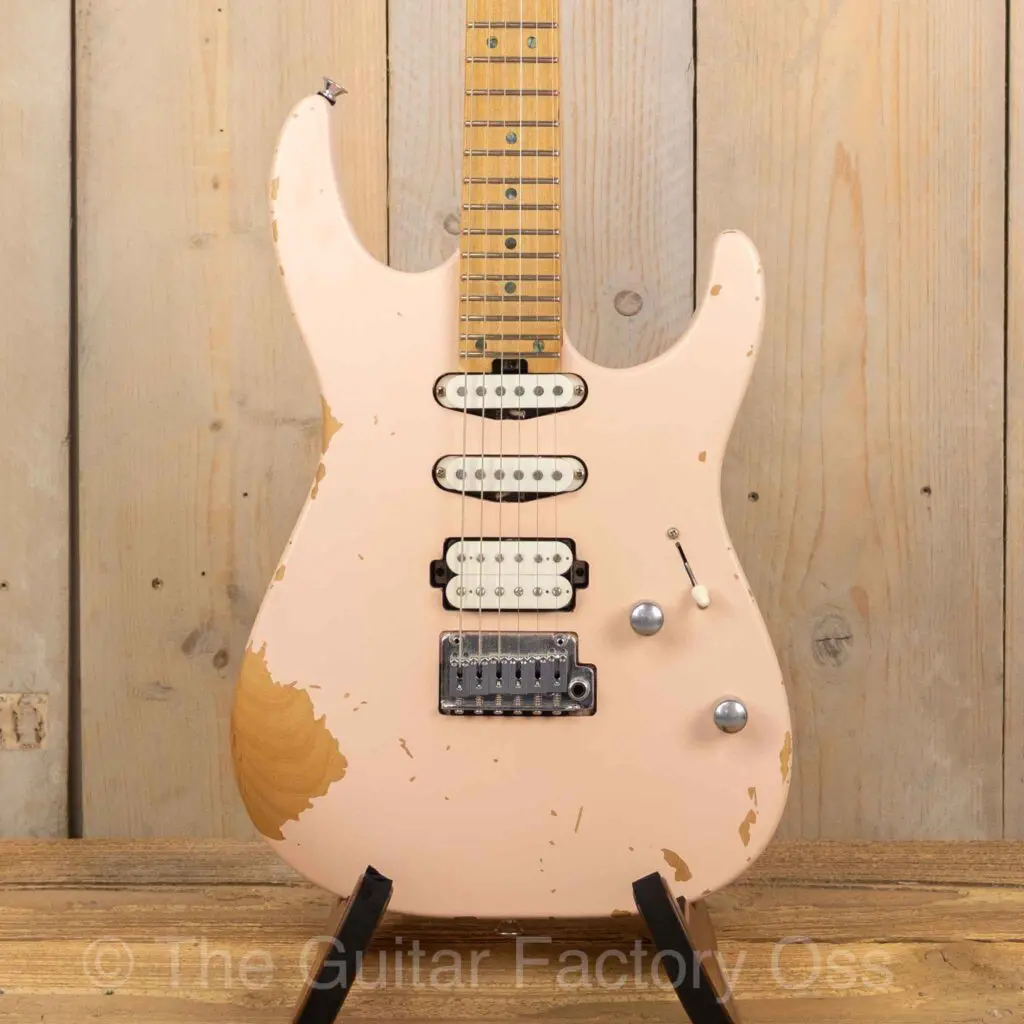 Charvel Rick Graham Signature Pro-Mod DK24 2PT MPL elektrische gitaar met HSS-pickups, esdoorn hals en vintage uitstraling.