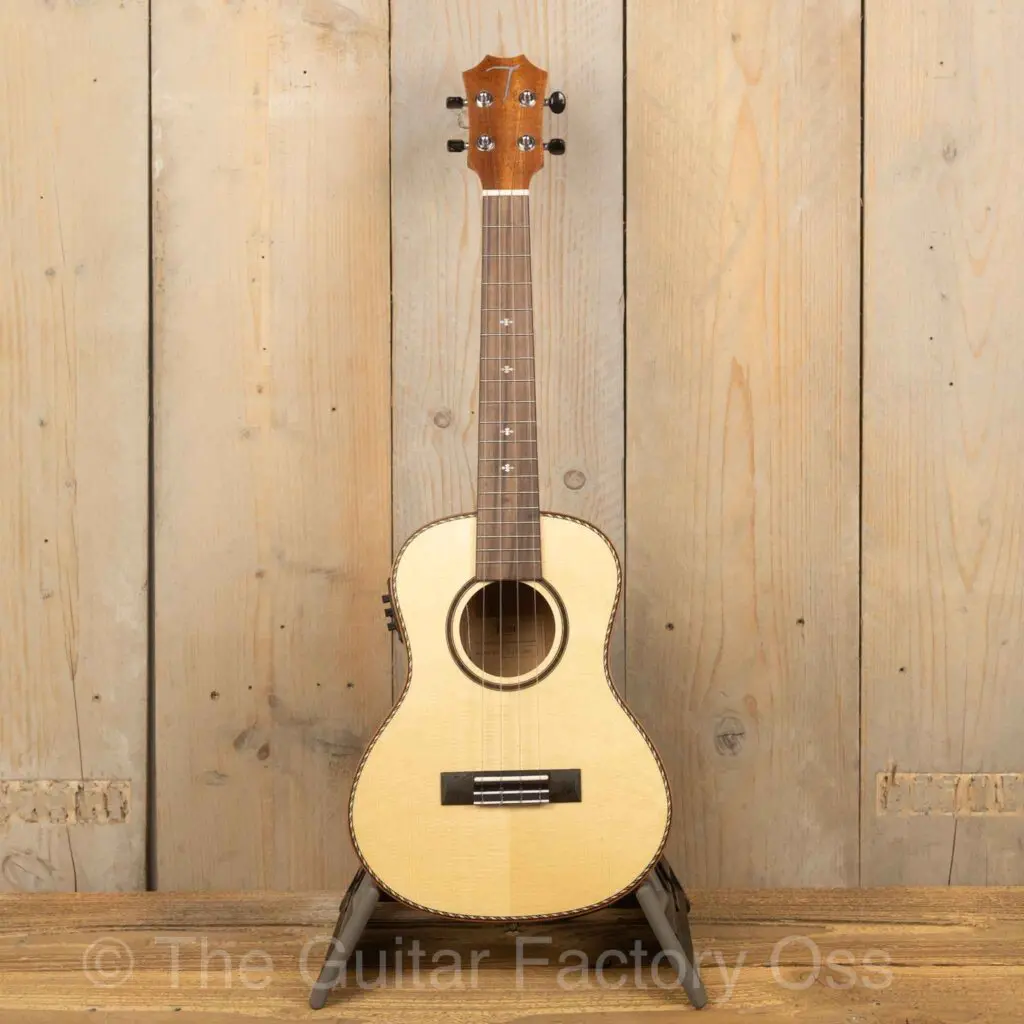 Tom-ukelele-280-tenor-eq